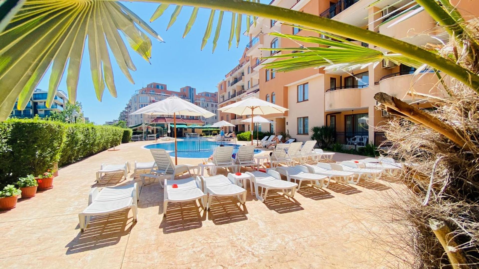 Bratanov Summer Apartment サニービーチ エクステリア 写真