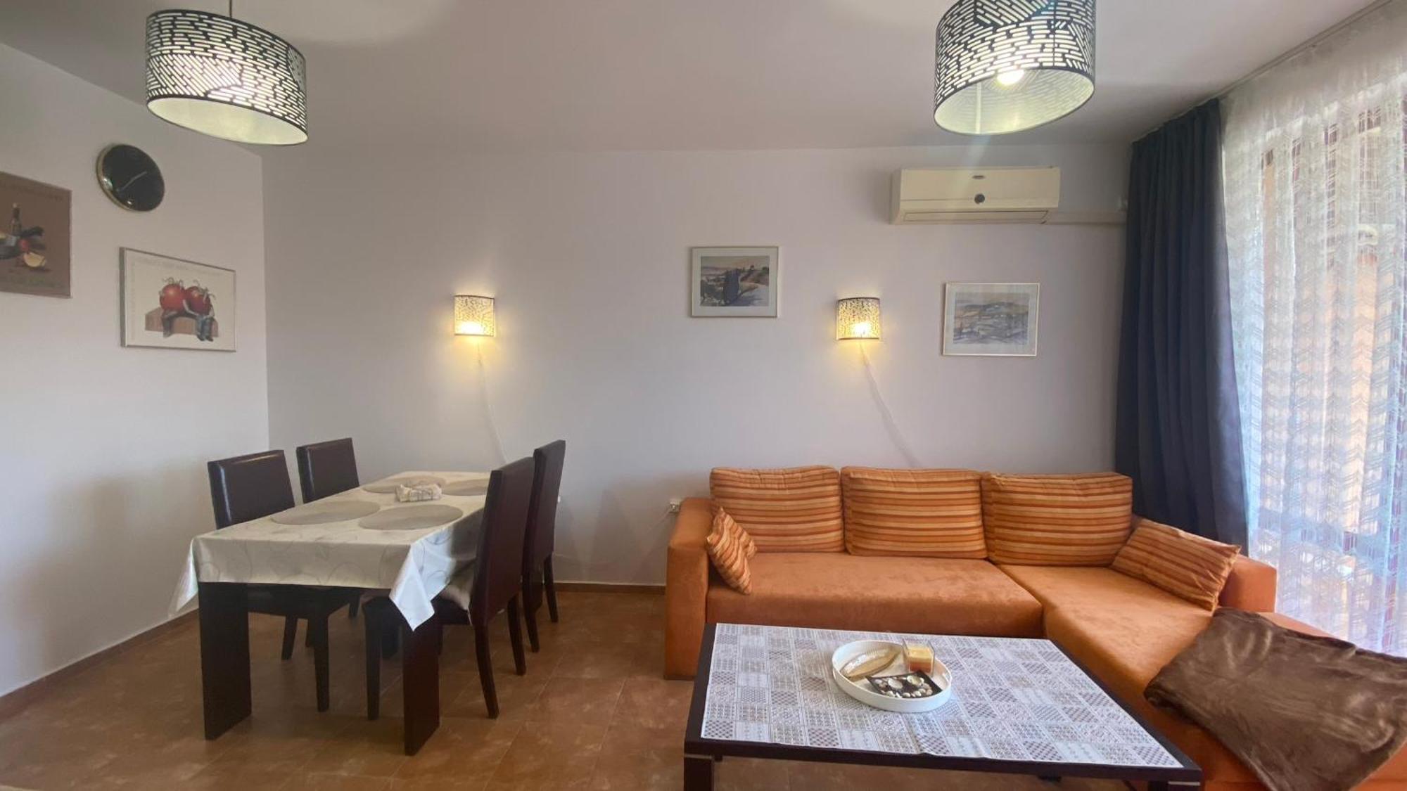 Bratanov Summer Apartment サニービーチ エクステリア 写真